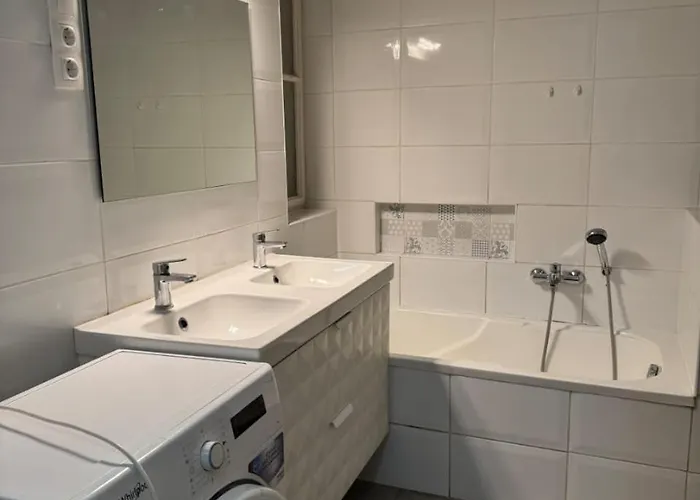 Oktogon Modern * بودابست