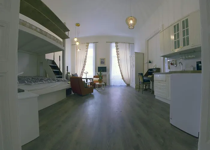 Oktogon Modern Apartamento